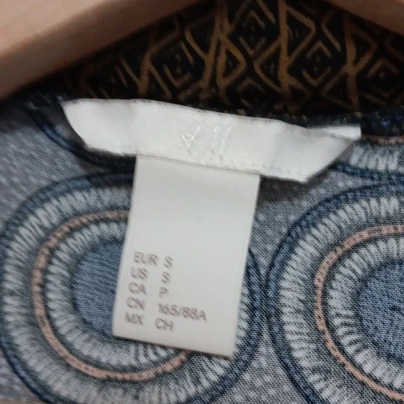 H&M top - Picture 3 of 6